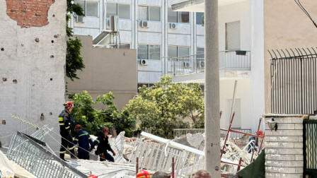 Πετράλωνα: Μηνύματα μηχανικού προειδοποιούσαν για κίνδυνο – Στο μικροσκόπιο η διάβρωση του εδάφους
