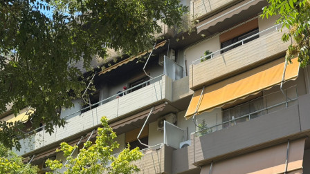 Υπό έλεγχο η φωτιά σε διαμέρισμα στα Άνω Πατήσια - Δεν υπήρξαν εγκλωβισμένοι