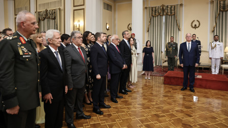 Προεδρικό Μέγαρο: Ενότητα ζήτησε ο Τασούλας, χαμόγελα από Μητσοτάκη και Ανδρουλάκη μετά τη Βουλή