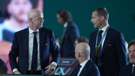 Στα άκρα η σχέση UEFA - Ινφαντίνο: Τελεσίγραφο του Τσέφεριν, «Παραιτήσου ή θα σε καθαιρέσουμε»