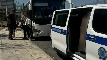 Ταυτοποιήθηκε 48χρονη οδηγός λεωφορείου που έκανε επικίνδυνη αναστροφή στην Αθηνών-Σουνίου
