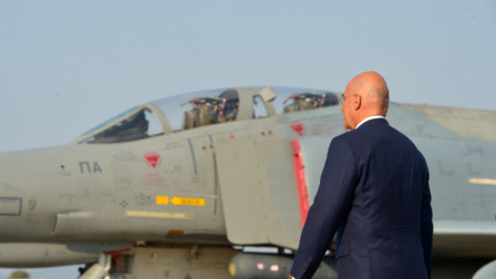 Δένδιας για Phantom: «Βαθύτατη θλίψη» - Τριήμερο πένθος στις Ένοπλες Δυνάμεις