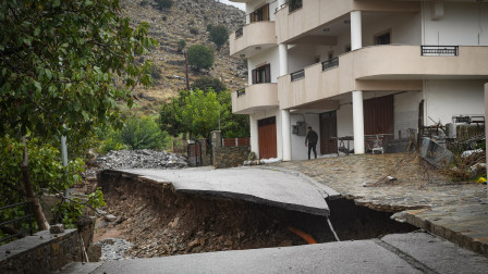 Κρήτη: Σε 15 ημέρες τα αιτήματα για αποζημιώσεις - «Παγώνουν» οι πλειστηριασμοί για τους πληγέντες