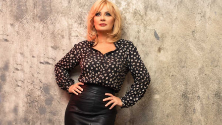 Αγγελική Νικολούλη: «Με πέταξαν από το κεφαλόσκαλο» – Η επικίνδυνη συνάντηση με την KGB