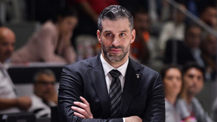 Τούρκος δημοσιογράφος για Αλιμπίγιεβιτς μετά τον Ολυμπιακό: «Με είπε κ@ριολ@ και με απείλησε»