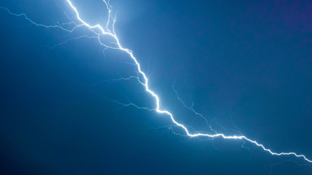 Έπεσε κεραυνός στο στρατόπεδο Μεσολογγίου - Τέσσερις τραυματίες προληπτικά στο νοσοκομείο