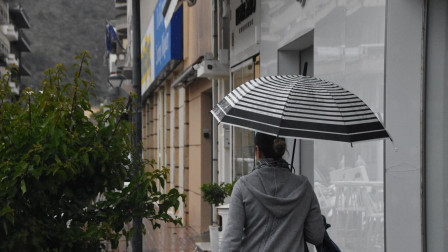 Καιρός: Φθινοπωρινό σκηνικό μέχρι το Σαββατοκύριακο - Βροχές, καταιγίδες και θυελλώδεις βοριάδες