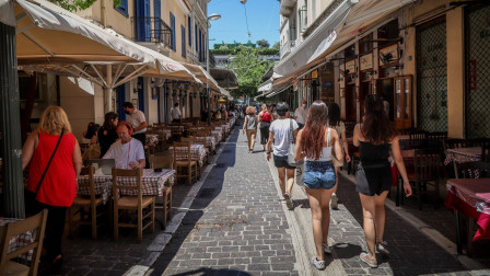 Αγίου Πνεύματος 2026: Ποιοι εργαζόμενοι δικαιούνται προσαύξηση 75% - Για ποιους είναι αργία