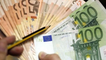 Μισθοί 2026: Ποιοι κερδίζουν έως δύο επιπλέον μισθούς με τη νέα φορολογική κλίμακα