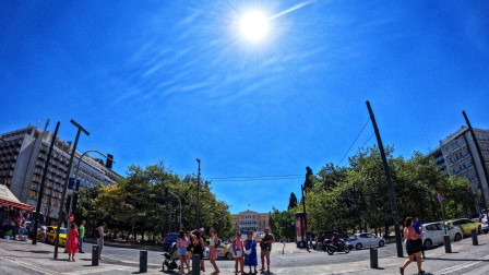 Meteo: Έρχεται ζεστός Οκτώβριος και στην Ελλάδα - Πού θα κινηθούν οι τιμές του υδράργυρου