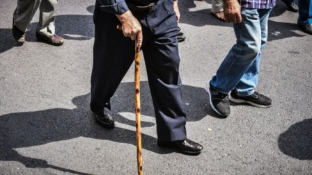 Συνταξιούχοι: Στο τραπέζι επίδομα έως 400 ευρώ - Το πακέτο που εξετάζεται για τη ΔΕΘ