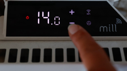 Αφυγραντήρας ή κλιματιστικό; Η μάχη της οικονομίας όταν κλείνουν τα καλοριφέρ