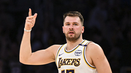 Γιατί οι αστέρες του NBA ταξιδεύουν στην Ευρώπη για θεραπεία τραυματισμών