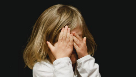 Θεσσαλονίκη: Χειροπέδες σε 35χρονο για σεξουαλική κακοποίηση στην 6χρονη ανιψιά του