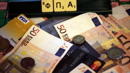 «Χρυσό» στη μείωση της φοροδιαφυγής η Ελλάδα: 2,7 δισ. ευρώ επιστρέφουν στους πολίτες