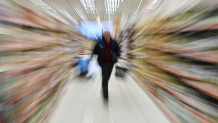 Πλαφόν σε καύσιμα και τρόφιμα: Ποιοι κερδίζουν, ποιοι χάνουν – Πότε θα δούμε μειώσεις τιμών