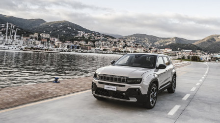Το Jeep Avenger 4xe στο Χιονοδρομικό Κέντρο Παρνασσού