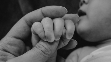 Χανιά: Στο νοσοκομείο βρέφος 17 ημερών με βαριά κρανιοεγκεφαλική κάκωση - Συνελήφθη η 18χρονη μητέρα