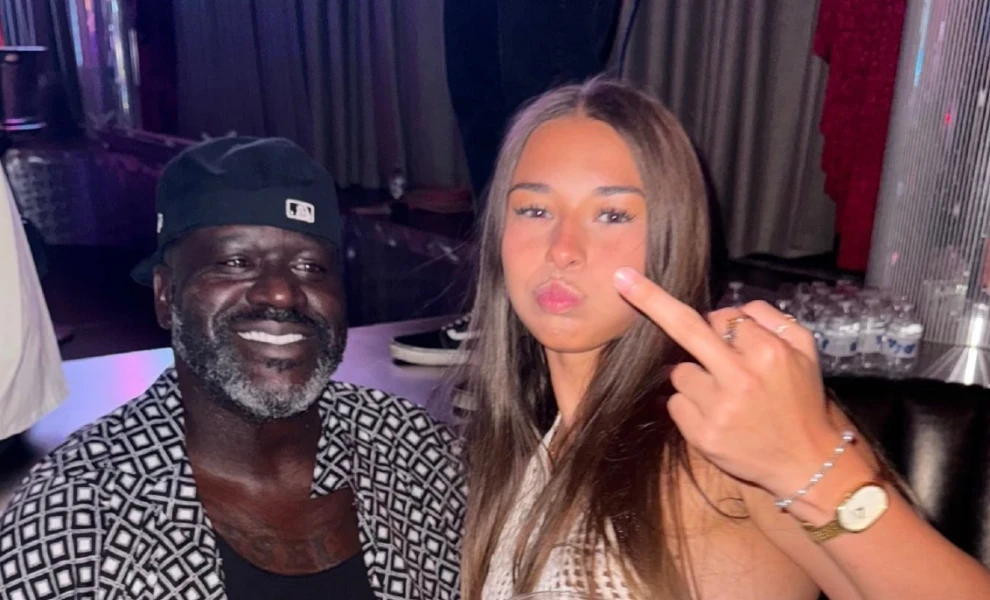 INSTAGRAM (@courtsidebuzzig