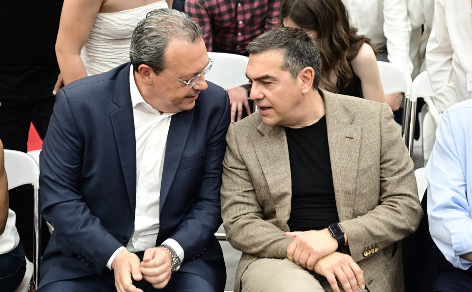O Αλέξης Τσίπρας με τον Σωκράτη Φάμελλο /Eurokinissi