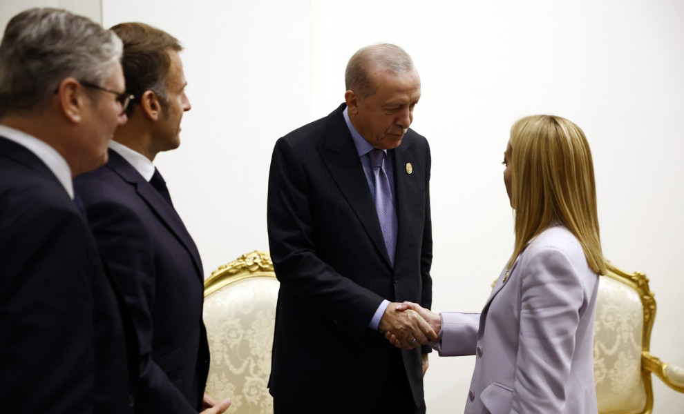 Φωτο: ΑΠΕ-ΜΠΕ/EPA/YOAN VALAT /POOL