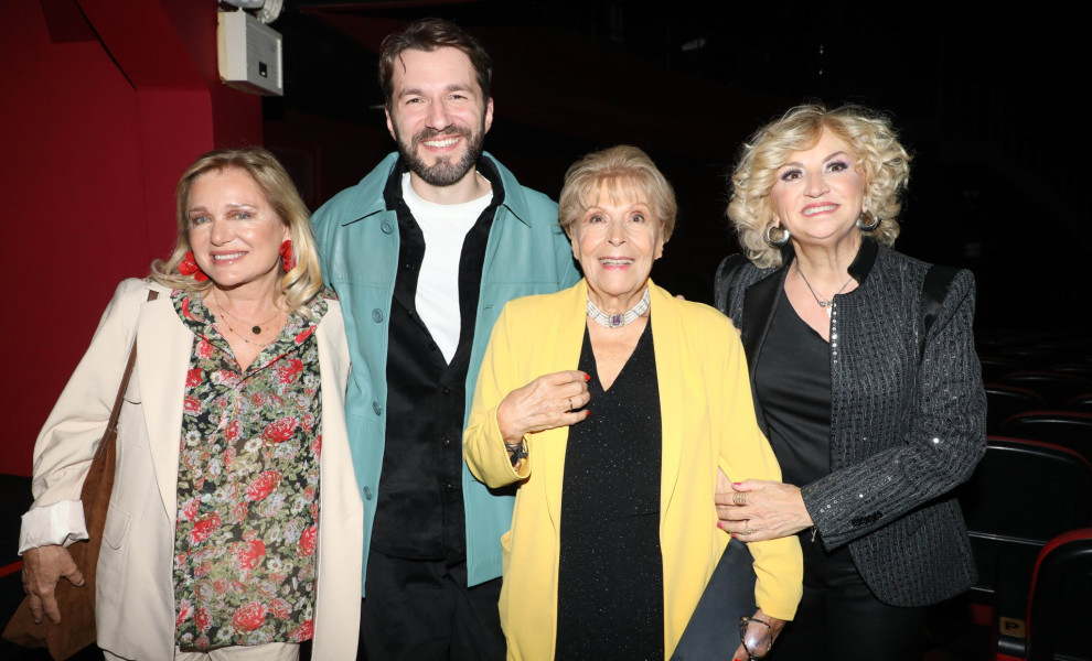 Μαρία Καβογιάννη. Θοδωρής Βουτσικάκης, Κλειώ Δενάρδου, Yρώ Μανέ / φωτογραφία NDP