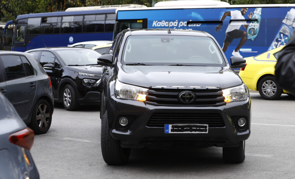 Μεταγωγή στον ανακριτή των 4 συλληφθέντων για τη δολοφονία του Γιάννη Λάλα στην Αράχωβα/INTIME