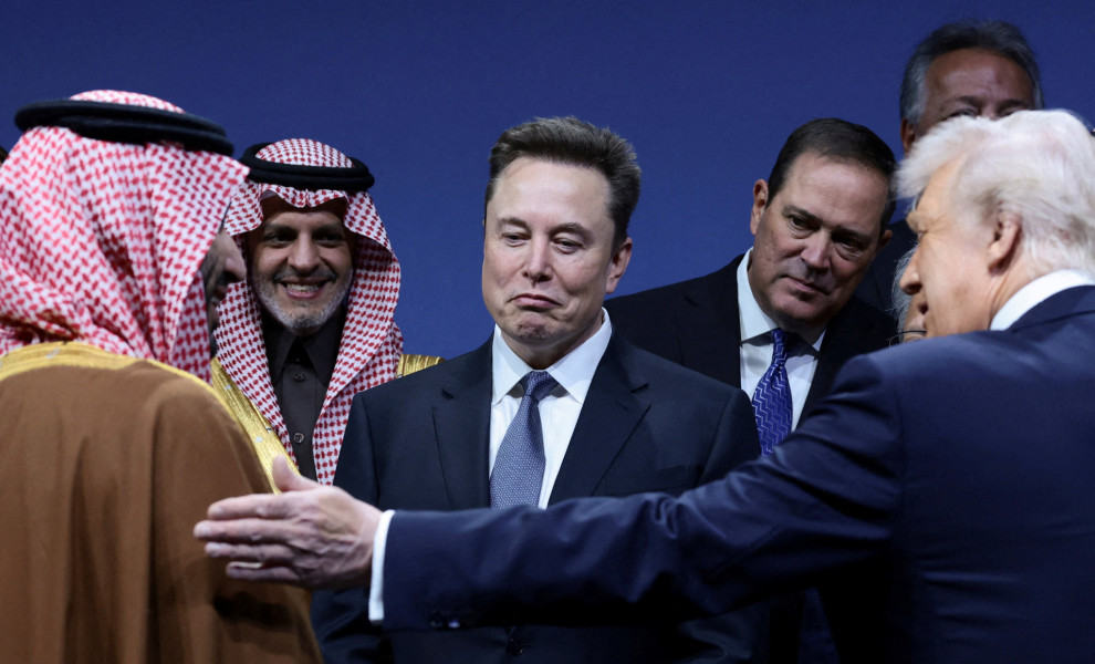 Ο Πρόεδρος των ΗΠΑ Ντόναλντ Τραμπ, ο Πρίγκιπας Διάδοχος και Πρωθυπουργός Μοχάμεντ μπιν Σαλμάν της Σαουδικής Αραβίας και ο Έλον Μασκ / Reuters