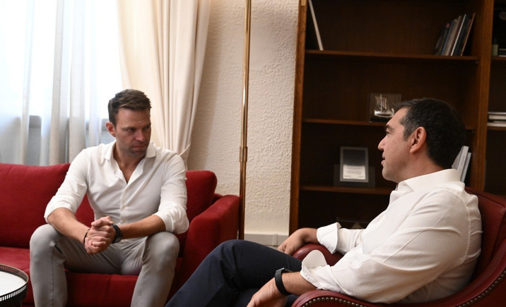 Συνάντηση του νέου προέδρου του ΣΥΡΙΖΑ - Προοδευτική Συμμαχία Στέφανου Κασσελάκη με τον πρώην πρωθυπουργό και επί 15 χρόνια πρόεδρο του κόμματος Αλέξη Τσίπρα, Δευτέρα 25 Σεπτεμβρίου 2023. 
(ΤΑΤΙΑΝΑ ΜΠΟΛΑΡΗ/EUROKINISSI)