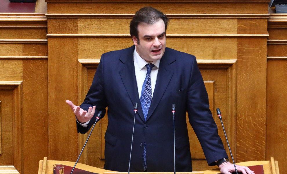 Ο Κυριάκος Πιερρακάκης στη Βουλή / Eurokinissi