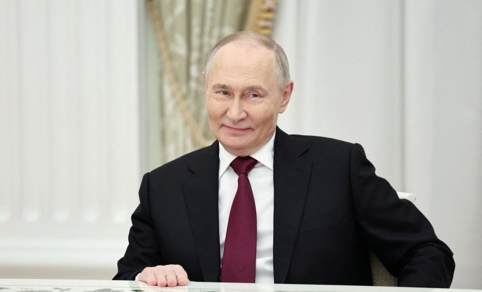 Ο πρόεδρος της Ρωσίας κατά τη διάρκρια των συνομιλιών με τους Αμερικανούς εκπροσώπους στο Κρεμλίνο / Reuters