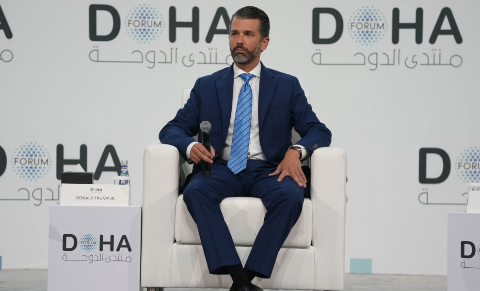 Ο Ντόναλντ Τραμπ τζούνιορ στο συνέδριο στη Ντόχα του Κατάρ/Φωτ. IMAGO