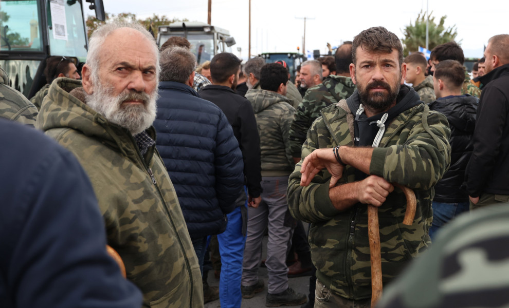 Αγρότες σε μπλόκο στο Ηράκλειο Κρήτης / Intime