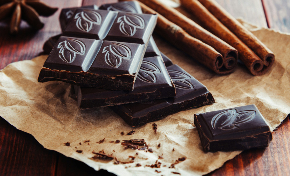 Μαύρη σοκολάτα (Unsplash)