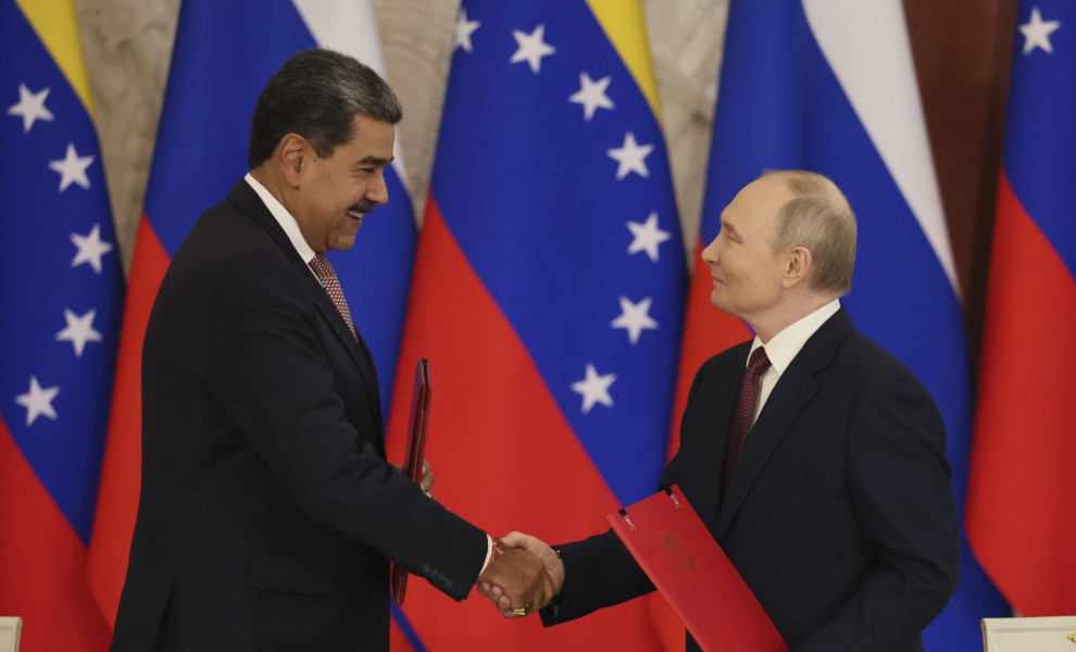 Ο Νίκολας Μαδούρο με τον Βλαντιμίρ Πούτιν / Φωτ. αρχείου ΑΠΕ ΕΡΑ