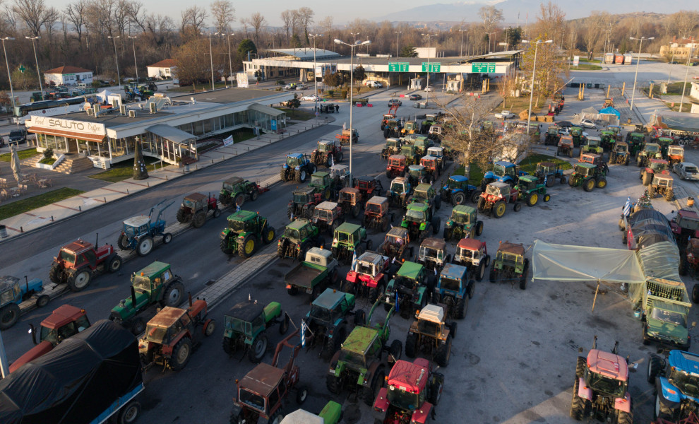 Γιάννης Παπανίκος/Intime