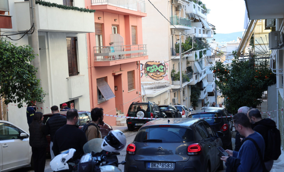 Το σημείο της οικογενειακής τραγωδίας στην περιοχή Γκύζη/Φωτ. EUROKINISSI