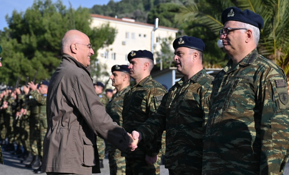 Ο Νίκος Δένδιας στη Σάμο/Χ