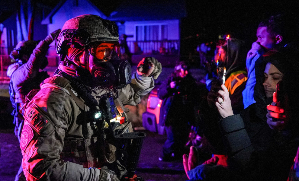 Πράκτορας της ICE / Reuters