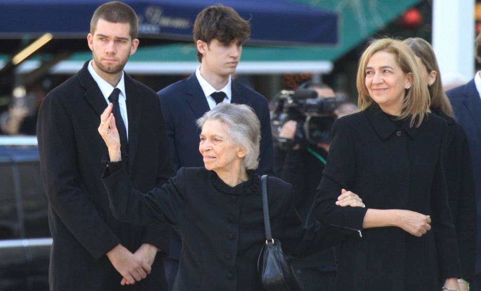 Η πριγκίπισσα Ειρήνη στην κηδεία του αδελφού της, βασιλιά Κωνσταντίνου / Φωτ. αρχείου ΑΠΕ ΕΡΑ