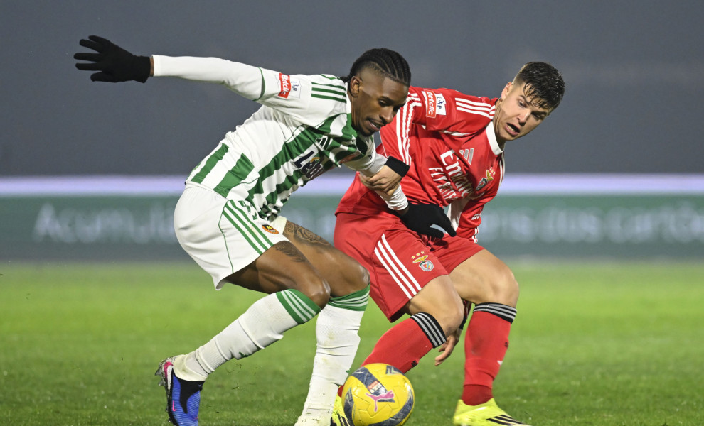 Ο Αντρέ Λουίζ κόντρα στην Μπενφίκα/ ΑΠΕ ΜΠΕ