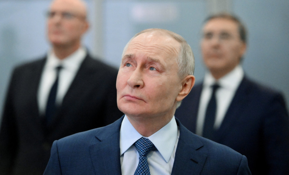 Ο Βλαντίμιρ Πούτιν παραμένει ανυποχώρητος στο εδαφικό ζήτημα του Ντονμπάς, που μπλοκάρει τις διαπραγματεύσεις (Sputnik/Grigory Sysoyev/Pool via REUTERS)