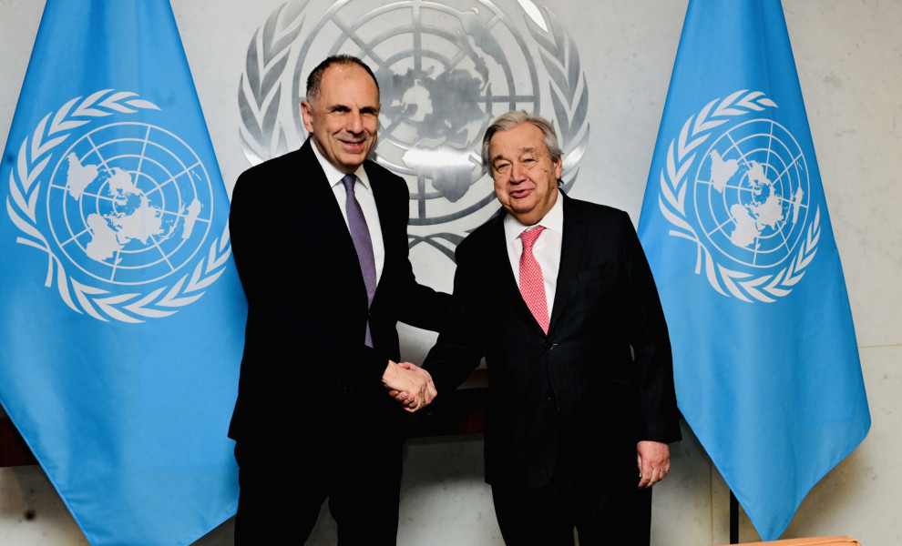Ο υπουργός Εξωτερικών Γιώργος Γεραπετρίτης (Α) συναντάται με τον γενικό γραμματέα του ΟΗΕ Αντόνιο Γκουτέρες (Δ), Τετάρτη 28 Ιανουαρίου 2026 (φωτο: ΑΠΕ-ΜΠΕ/ΔΗΜΗΤΡΗΣ ΠΑΝΑΓΟΣ