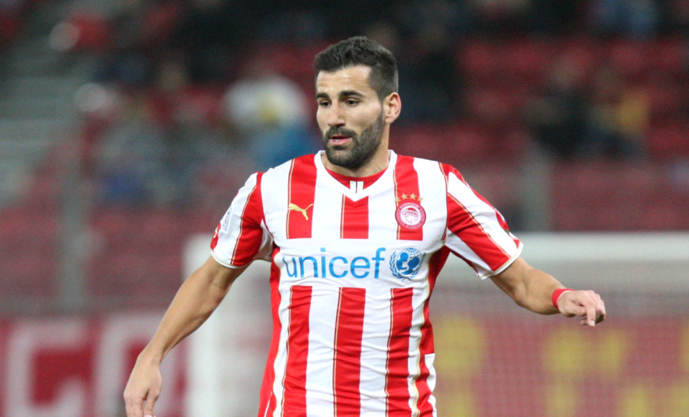 Ο Δημήτρης Σιόβας με τη φανέλα του Ολυμπιακού. Πηγή: Eurokinissi