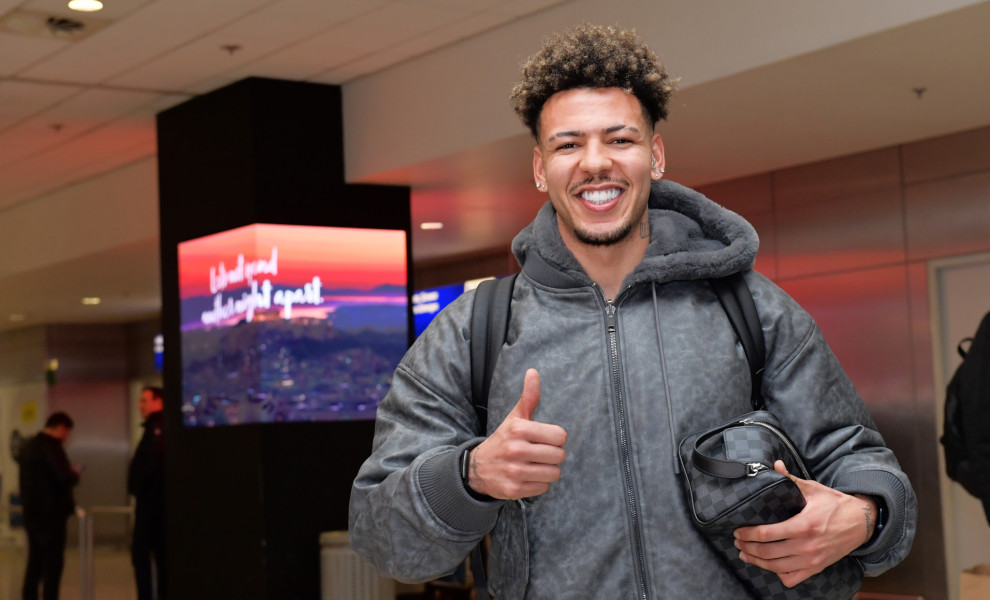 Ο Κλέιτον στην Αθήνα για τον Ολυμπιακό/ INTIME