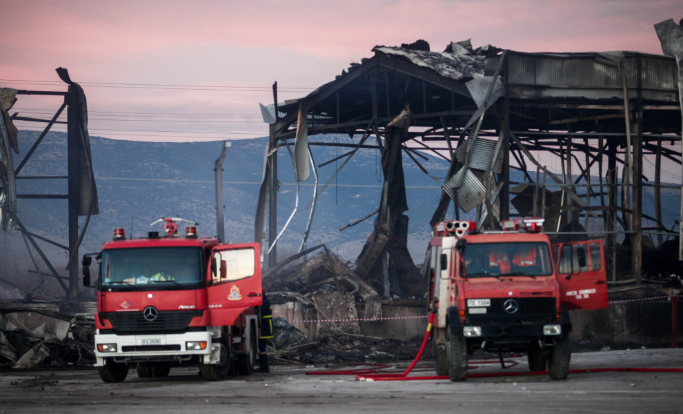 Η επόμενη ημέρα της πυρκαγιάς στην βιομηχανία μπισκότων "Βιολάντα" στα Τρίκαλα/ (ΘΑΝΑΣΗΣ ΚΑΛΛΙΑΡΑΣ/EUROKINISSI)