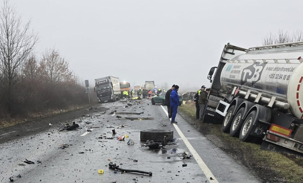 ΕΙΚΟΝΕΣ ΑΠΟ ΤΟ ΠΟΛΥΝΕΚΡΟ ΤΡΟΧΑΙΟ ΔΥΣΤΥΧΗΜΑ ΜΕ ΦΙΛΑΘΛΟΥΣ ΤΟΥ ΠΑΟΚ ΣΤΗΝ ΤΙΜΙΣΟΑΡΑ ΤΗΣ ΡΟΥΜΑΝΙΑΣ/Eurokinissi