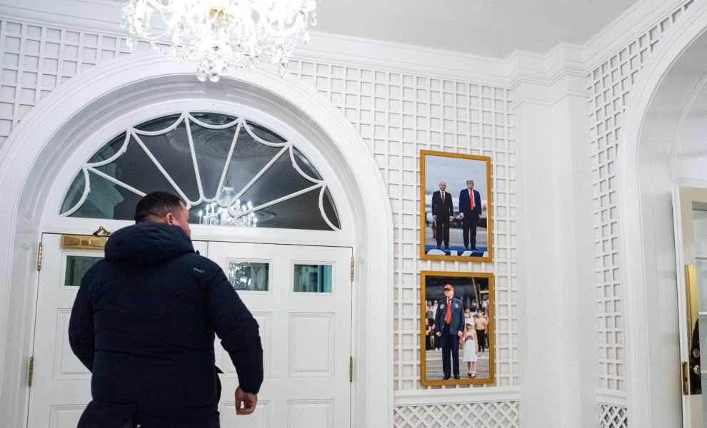 Ο Τραμπ κρέμασε φωτογραφία του με τον Πούτιν στον Λευκό Οίκο / EPA/Kent Nishimura / POOL