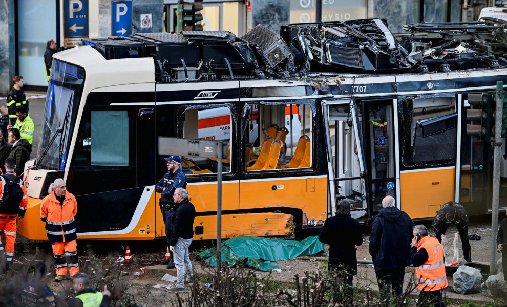 ΕΙΚΟΝΑ ΑΠΟ ΤΟ ΔΥΣΤΥΧΗΜΑ ΣΤΟ ΜΙΛΑΝΟ (ΦΩΤΟ: REUTERS/Daniele Mascolo)