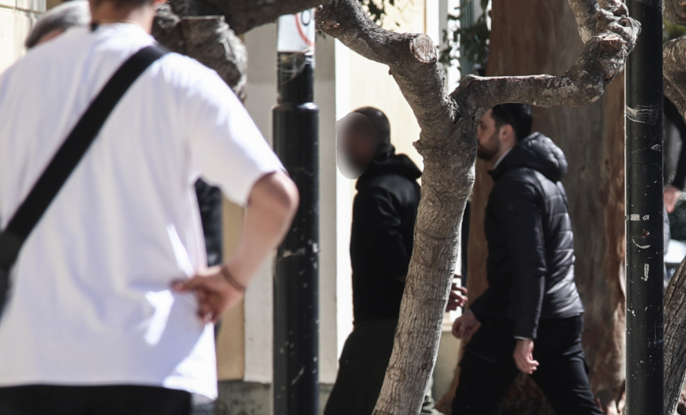 ΣΤΟΝ ΕΙΣΑΓΓΕΛΕΑ Ο 38ΧΡΟΝΟΣ ΠΟΥ ΣΥΝΕΛΗΦΘΗ ΓΙΑ ΤΟΝ ΘΑΝΑΤΟ ΤΗΣ 31ΧΡΟΝΗΣ ΣΥΝΤΡΟΦΟΥ ΤΟΥ ΣΤΟΝ ΚΟΛΩΝΟ (ΔΑΝΑΗ ΔΑΥΛΟΠΟΥΛΟΥ/EUROKINISSI)